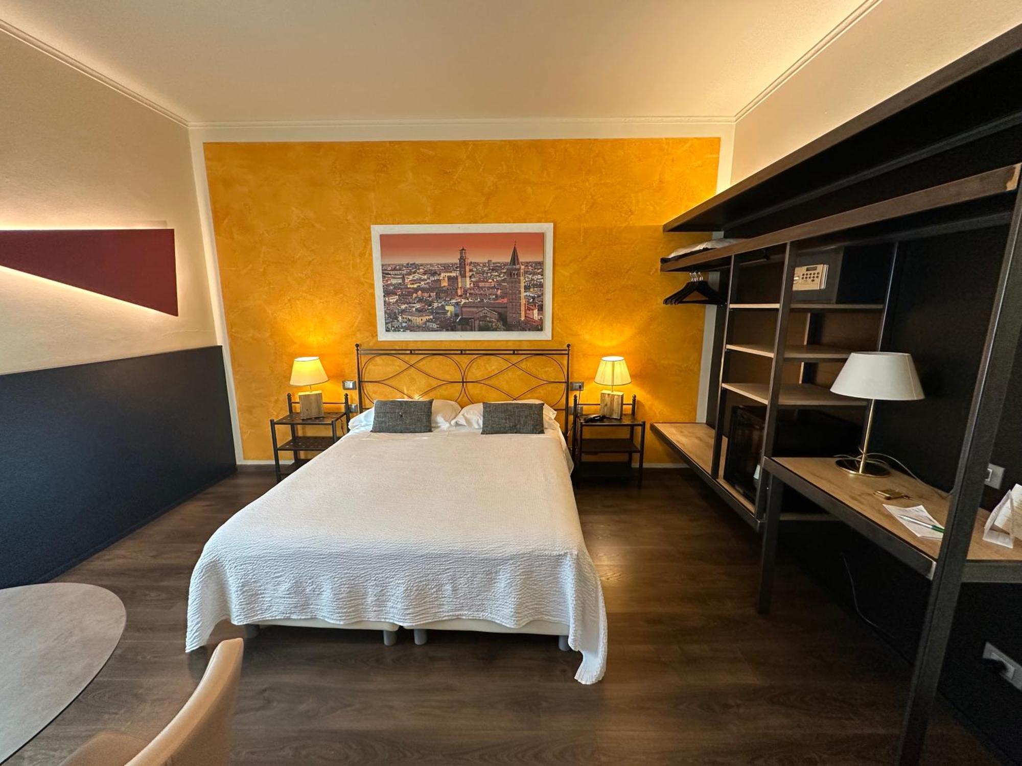 Hotel Italia Verona Exterior photo